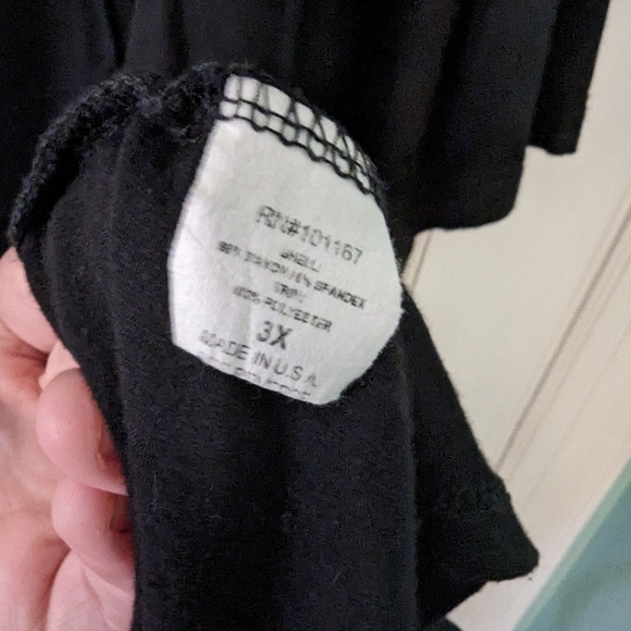 Super cute Basic Black shirt 3x SHEER BACK - Picture 4 of 6